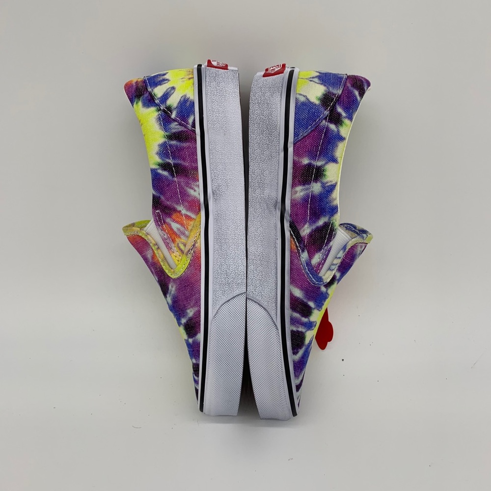 Classic Slip-On - Picture 5 of 12